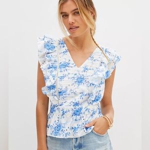 Anthropologie Floral Ruffled Blouse. Size 2. NWOT. sold out everywhere